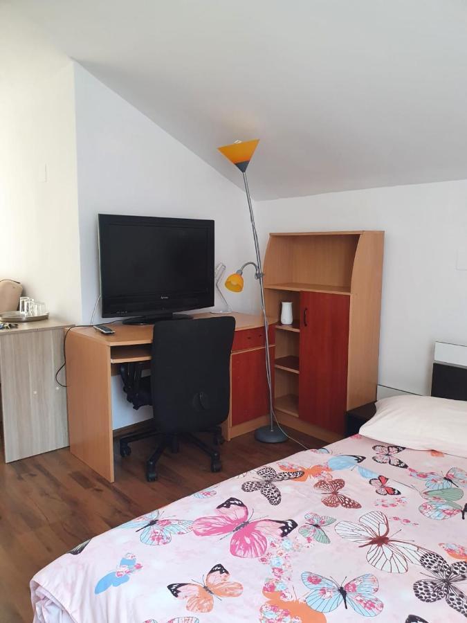 Casa Ana Lejlighed Cluj-Napoca Eksteriør billede